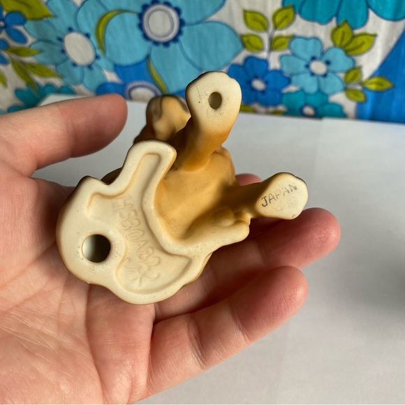 Vintage puppy dog figurine 1950s signed JK dog collectables‎ dog decor - Picture 4 of 4